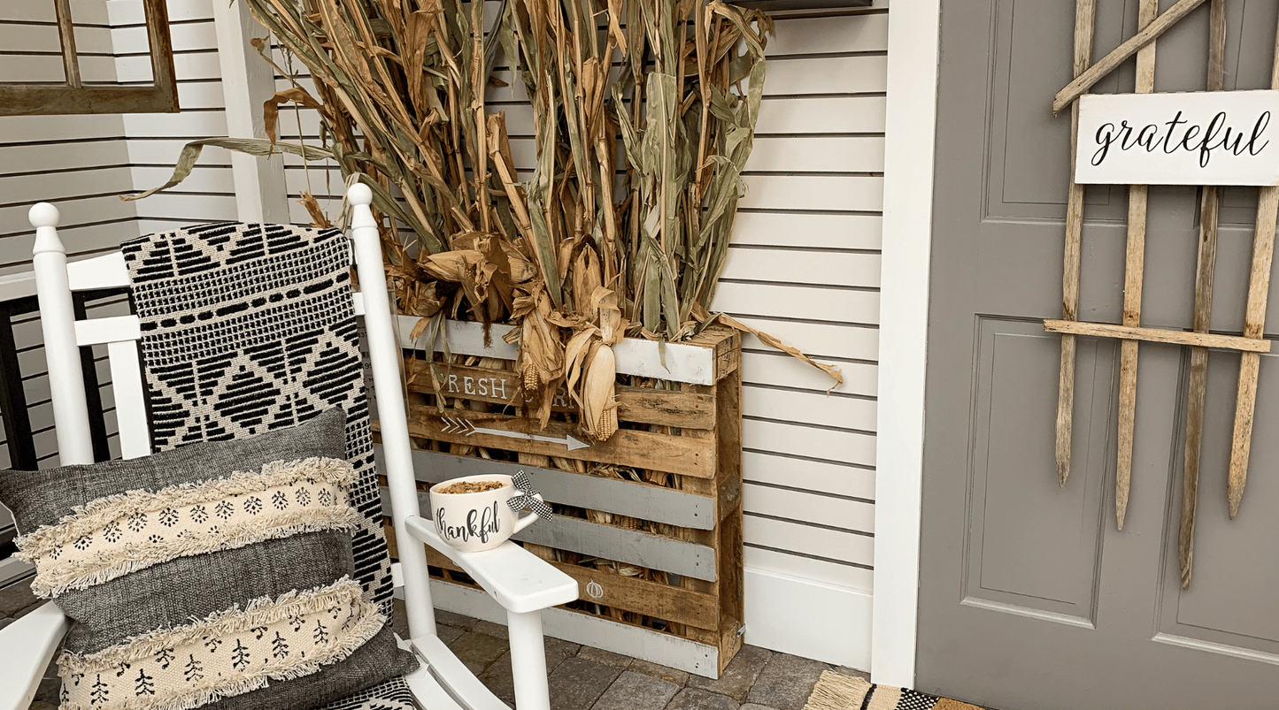 Front Porch Decor: Transform Your Home's Entrance with Style and Charm - Homebound Society
