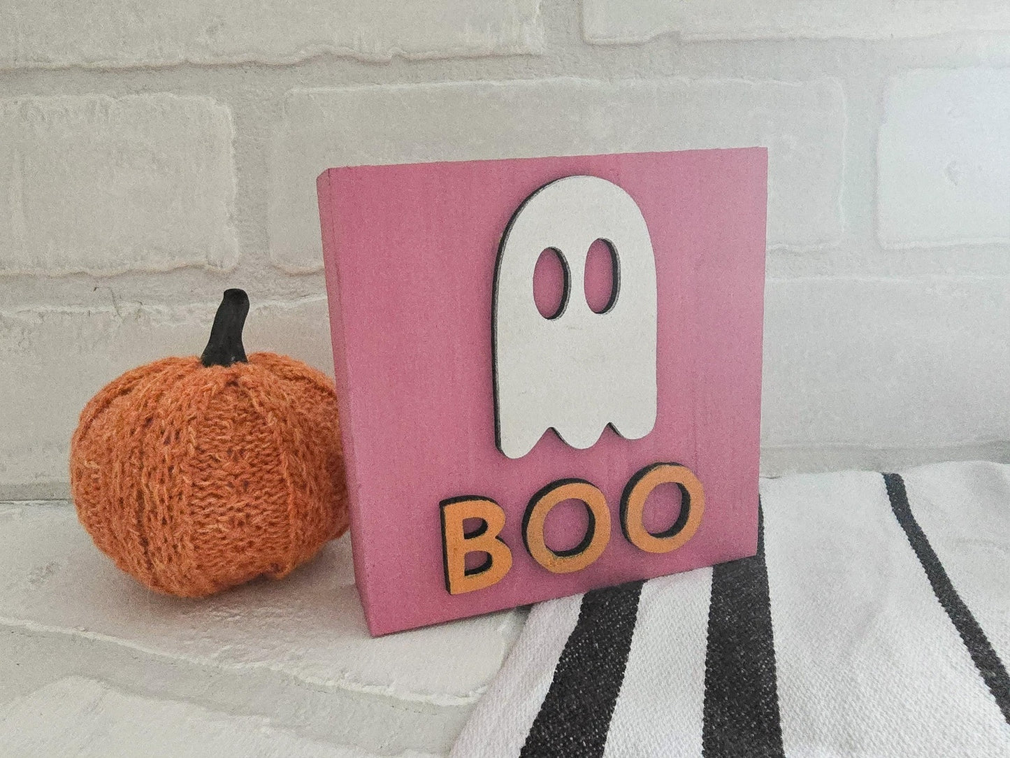 Mini Halloween Ghost and Bat Signs